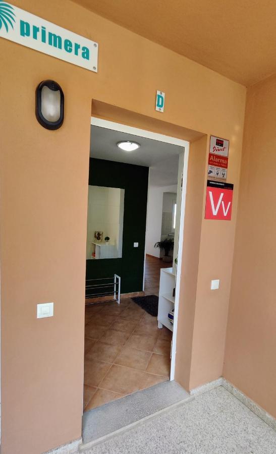 Tres Islas Apartment - 70 M2 Private Terrace Corralejo Esterno foto